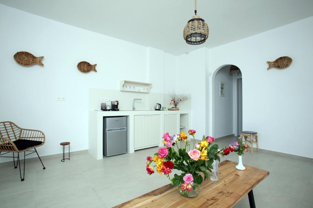 Elia Privileged Suites Andros Ανδροσ Экстерьер фото